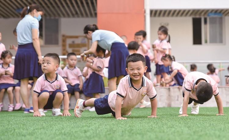 广安市开展“三年行动计划”，新（扩）建公办幼儿园160所，解决“入园难...